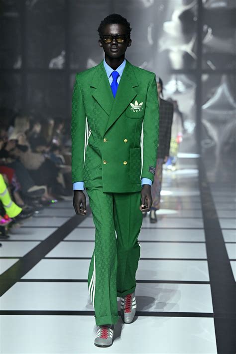 gucci sfilate assurde|gucci suits for men.